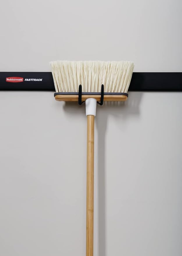 Rubbermaid FastTrack Cord Hook, Garage Organization and Storage, Heavy Duty, Storage for Coolers/Cords/Ropes/Hoses