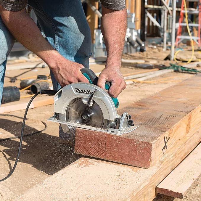Makita HS7600 Circular Saw, 7-1/4"