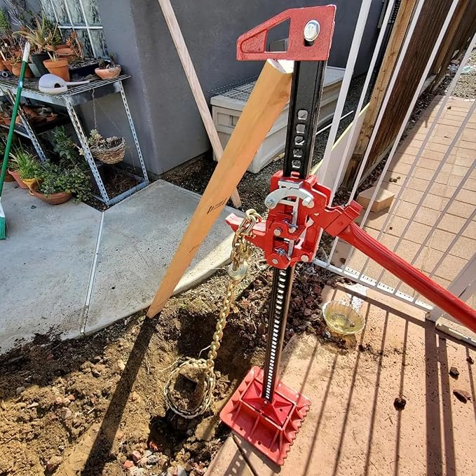 BIG RED Torin 60" Ratcheting Off Road Utility Farm Jack, 3 Ton (6,000 lb) Capacity, Red