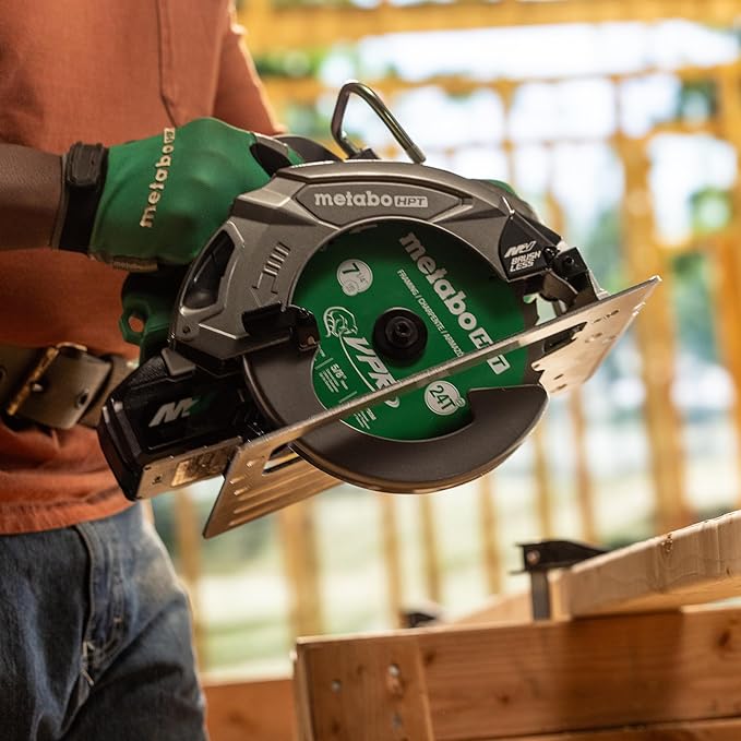 Metabo HPT 36V MultiVolt™ Circular Saw, 7-1/4-Inch, Torque Boost Technology, Tool Body Only, Optional AC Adapter Available, C3607DBQ4